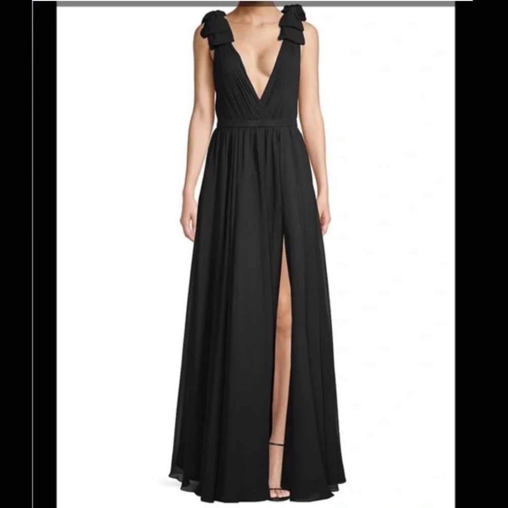 Basix Black Label Shoulder Bow Crepe Gown